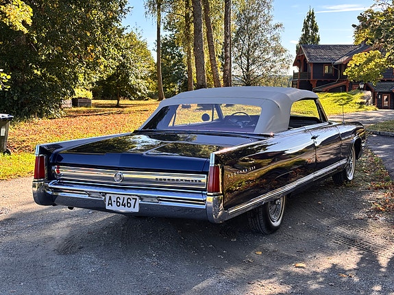 Buick Electra 10 of 30