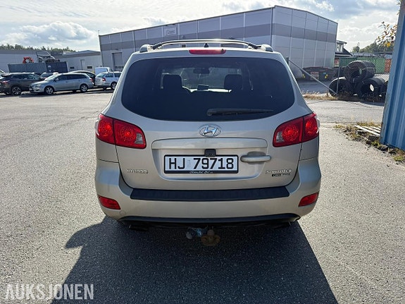 Hyundai Santa Fe 7 of 30