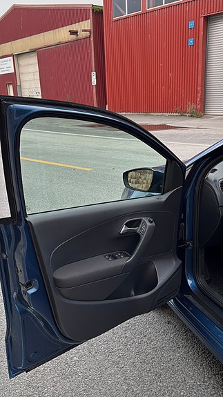 Volkswagen Polo 6 of 28