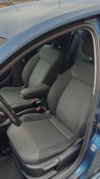 Volkswagen Polo 8 of 28