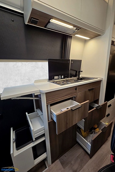 KABE Travel Master Van V690 Mercedes 170HK I Alde I Krok I RWD 14 of 25