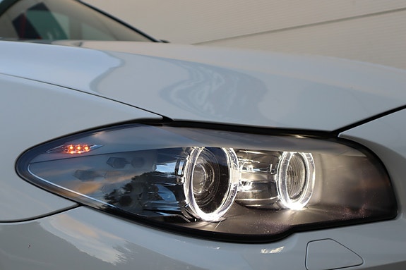 BMW 520d 24 of 30