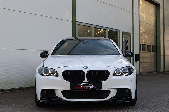 BMW 520d 4 of 30