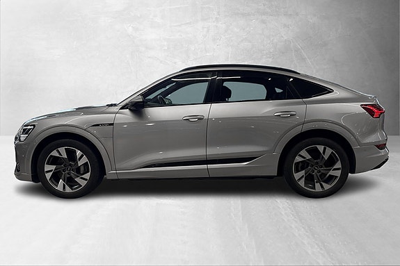 Audi e-tron Sportback 2 of 26