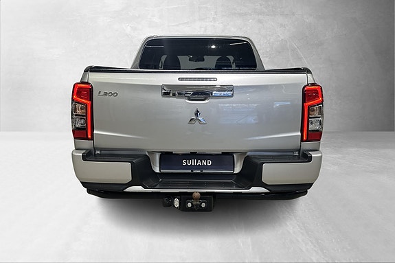 Mitsubishi L200 4 of 23