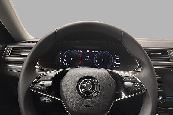 Skoda Superb 10 of 26