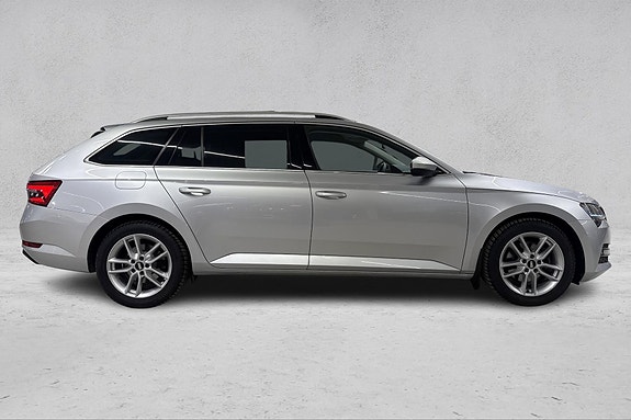 Skoda Superb 6 of 26