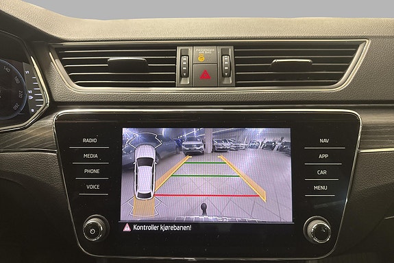 Skoda Superb 17 of 26