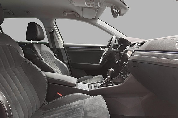Skoda Superb 14 of 26