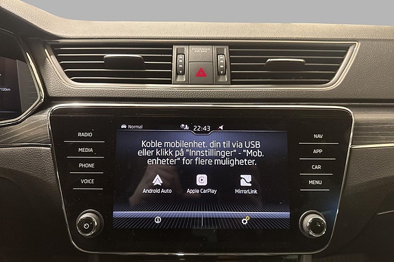 Skoda Superb 18 of 26