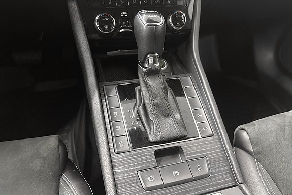 Skoda Superb 21 of 26