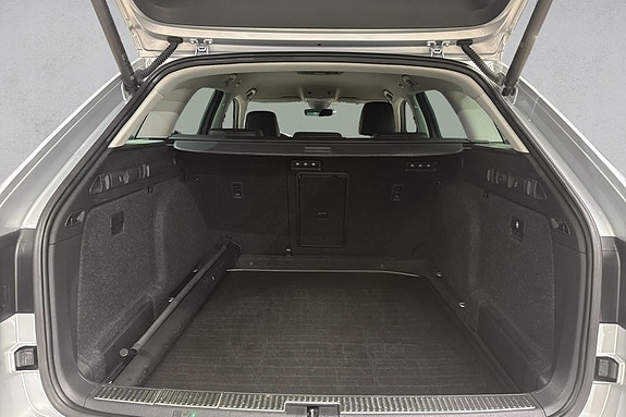 Skoda Superb 23 of 26