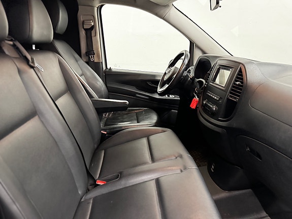 Mercedes-Benz Vito 26 of 30