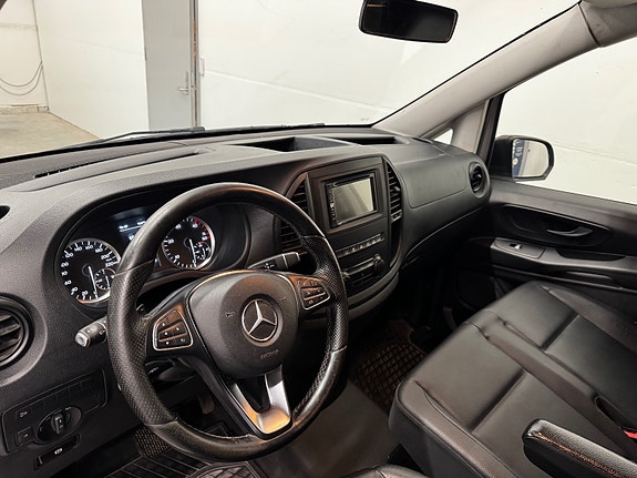 Mercedes-Benz Vito 19 of 30
