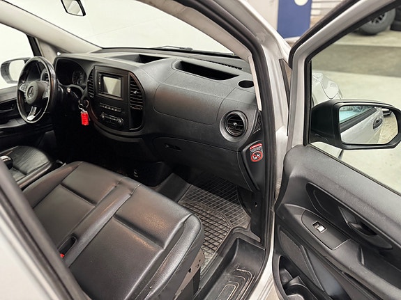 Mercedes-Benz Vito 24 of 30