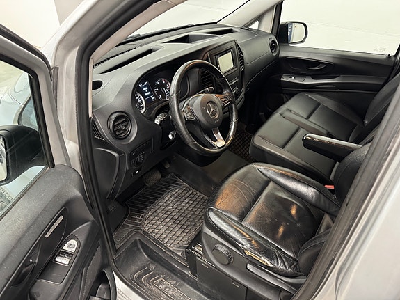 Mercedes-Benz Vito 15 of 30