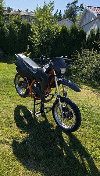 Suzuki RMX 50 2 of 6