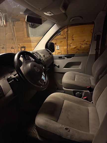 Volkswagen Transporter 4 of 5