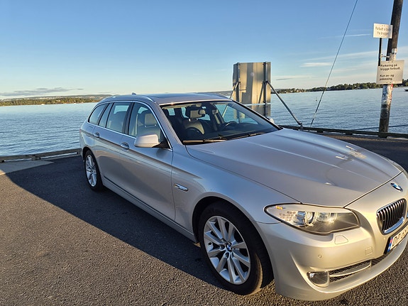 BMW 520i 2 of 30