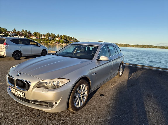 BMW 520i 4 of 30