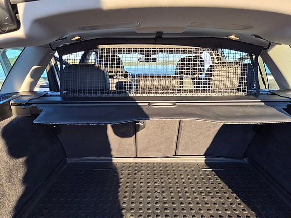 BMW 520i 16 of 30