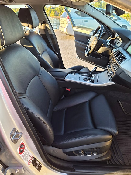 BMW 520i 27 of 30