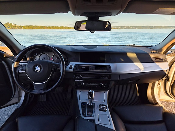 BMW 520i 23 of 30