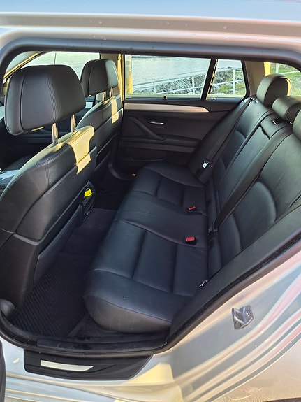 BMW 520i 19 of 30