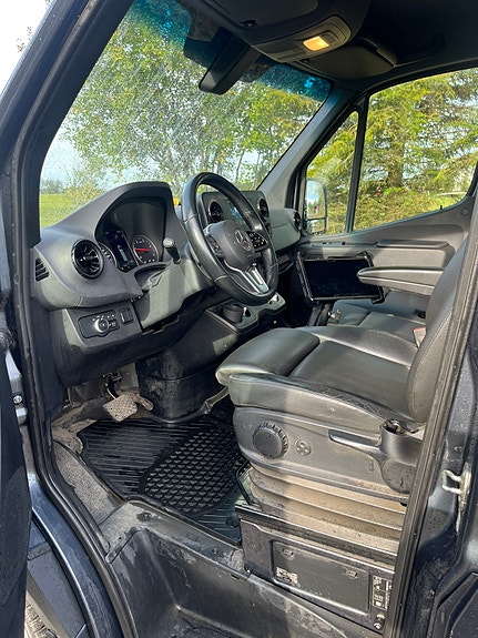 Mercedes-Benz Sprinter 317 14 of 15