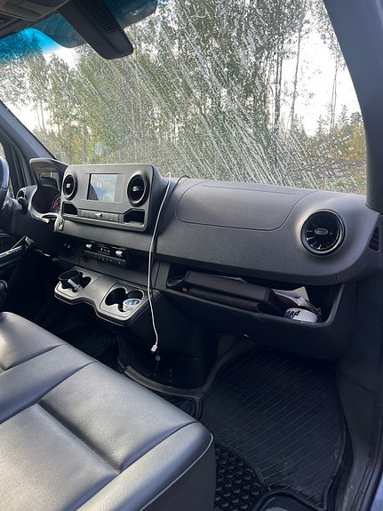Mercedes-Benz Sprinter 317 12 of 15