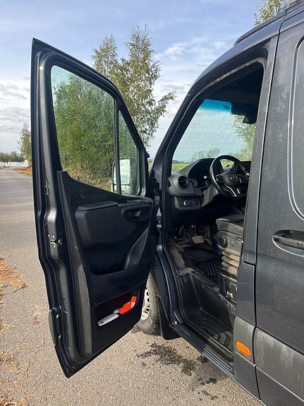 Mercedes-Benz Sprinter 317 13 of 15
