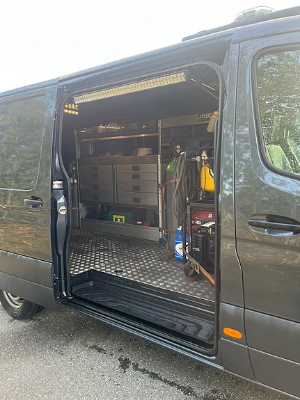 Mercedes-Benz Sprinter 317 7 of 15