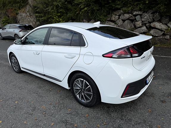 Hyundai IONIQ 9 of 22