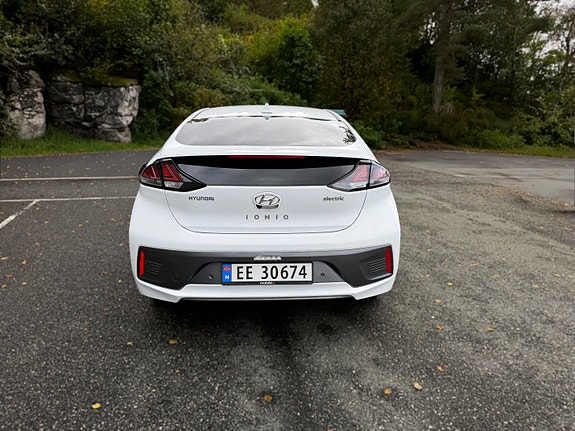 Hyundai IONIQ 5 of 22