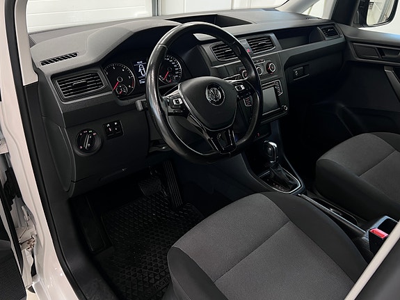 Volkswagen Caddy Maxi 19 of 30