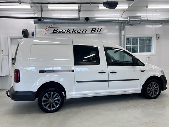 Volkswagen Caddy Maxi 8 of 30