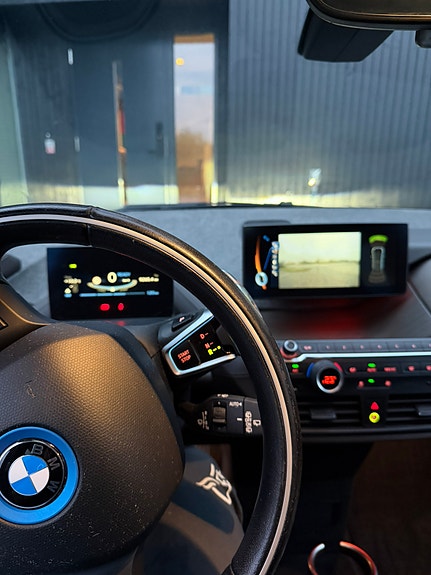 BMW i3 9 of 22