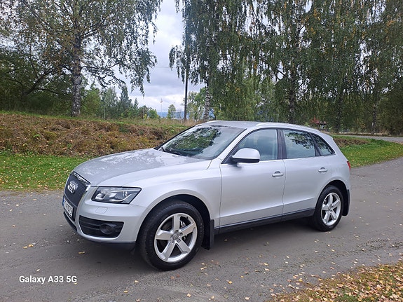 Audi Q5 2 of 4