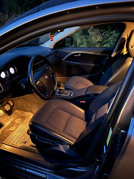 Volvo XC70 7 of 9