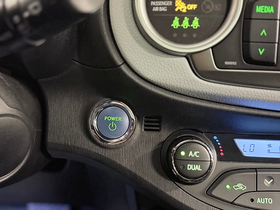 Toyota Yaris 28 of 30