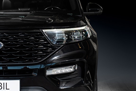 Ford Explorer 7 of 29
