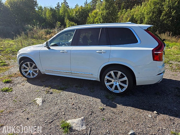 Volvo XC90 9 of 30