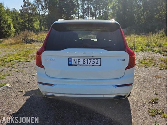 Volvo XC90 6 of 30