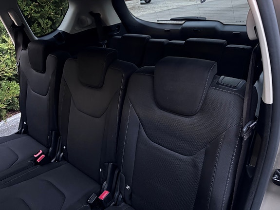 Ford S-MAX 13 of 22