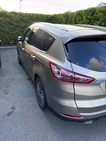 Ford S-MAX 3 of 22