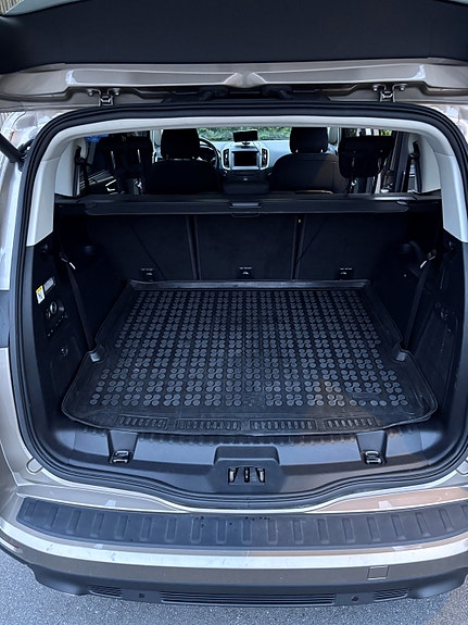 Ford S-MAX 18 of 22