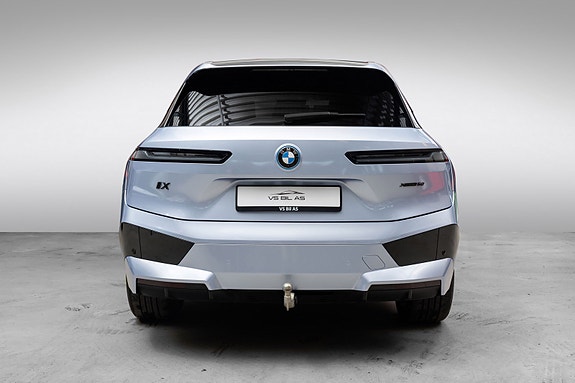 BMW iX 6 of 30