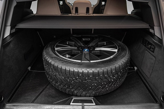 BMW iX 30 of 30