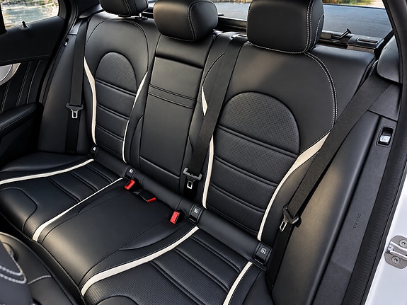Mercedes-Benz C63 30 of 30