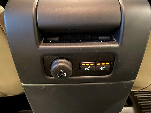 Volvo V70 25 of 30